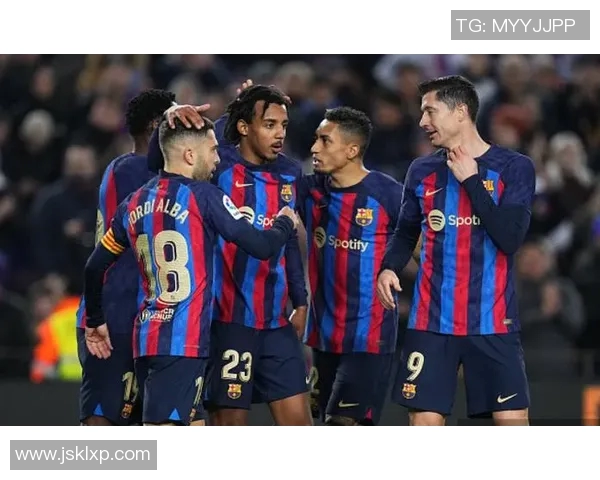 塞维利亚足球队头号球星领衔新赛季豪华阵容期待征战欧洲赛场