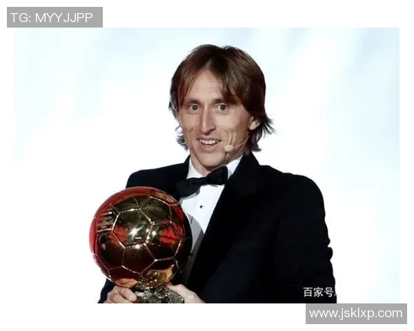 足球球星简写大揭秘:盘点那些你不曾注意到的名字背后故事